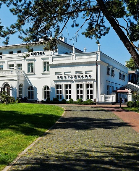 Отель «Schloss-hotel Yantarny» Янтарный